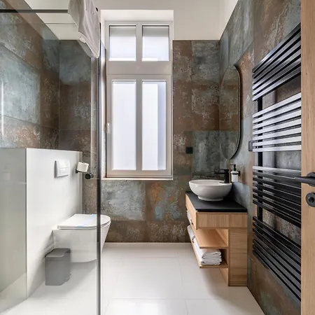 Urban Ξενοδοχείο 4*