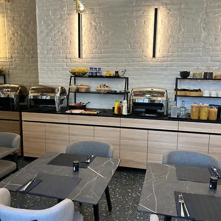 Urban Ξενοδοχείο 4*