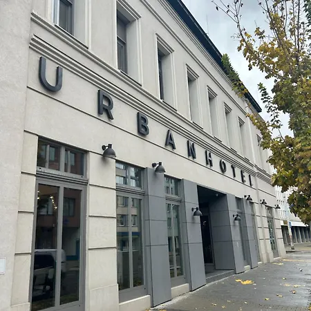 Ξενοδοχείο Urban 4*
