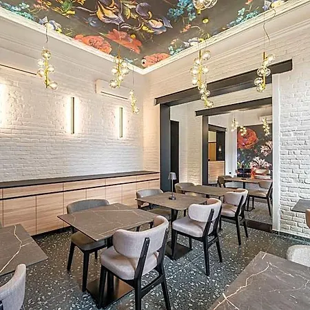 Urban Hotel 4*