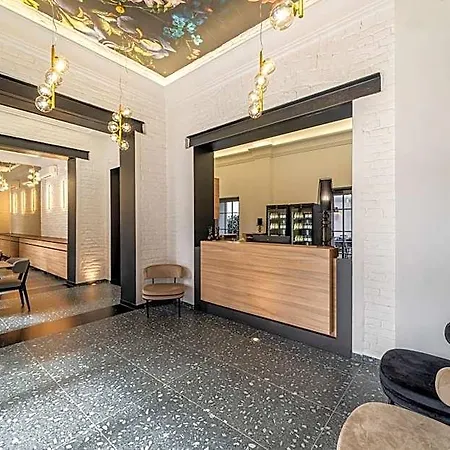 Urban 4*
