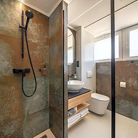 Urban Hotel 4*