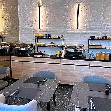 Hotel Urban