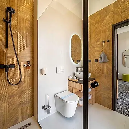 Urban Hotel