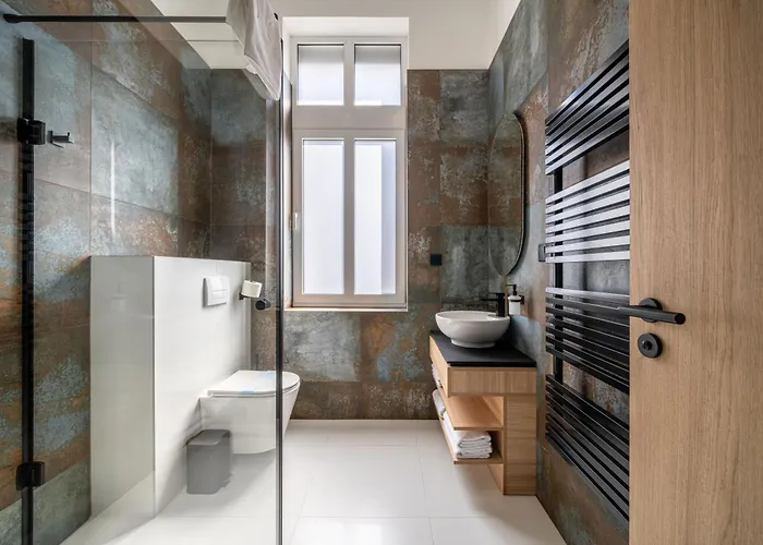 Urban فندق 4*