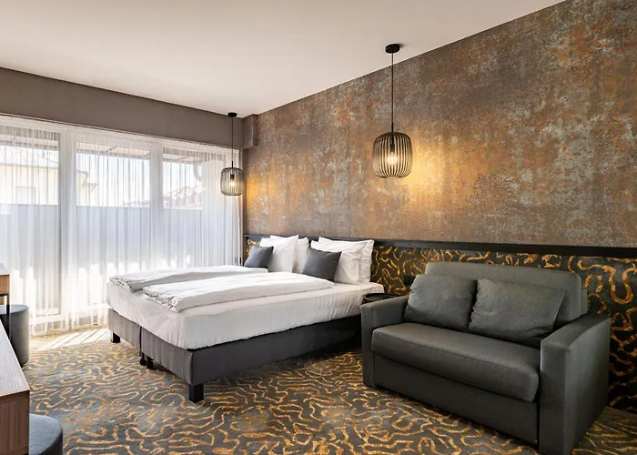 Urban 4* ديبريتْسين