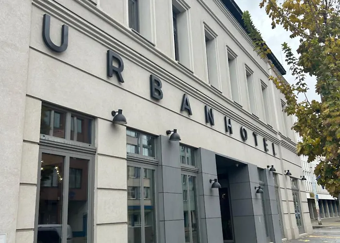 酒店 Urban 4*